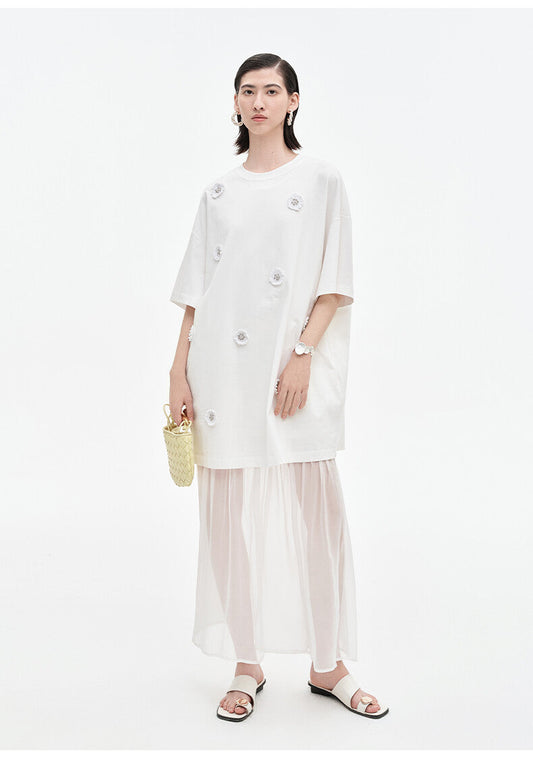 Oversized White T-Shirt with Delicate Knitted Flower