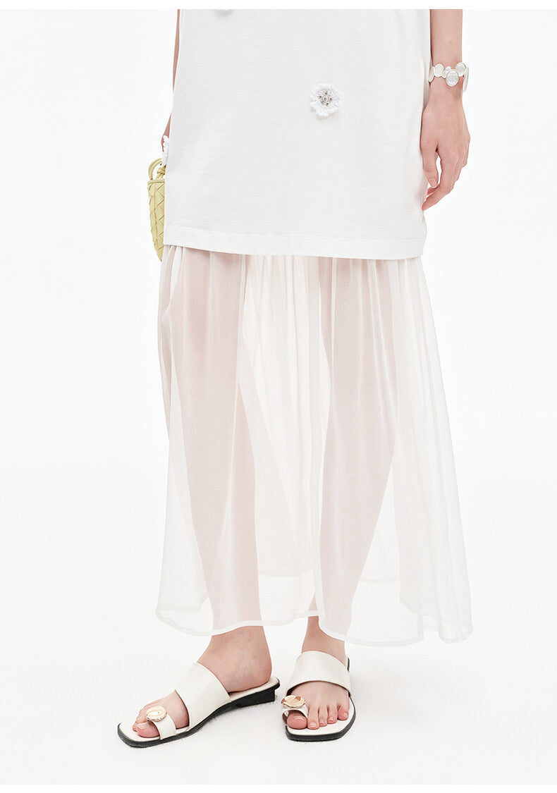 Oversized White T-Shirt with Delicate Knitted Flower