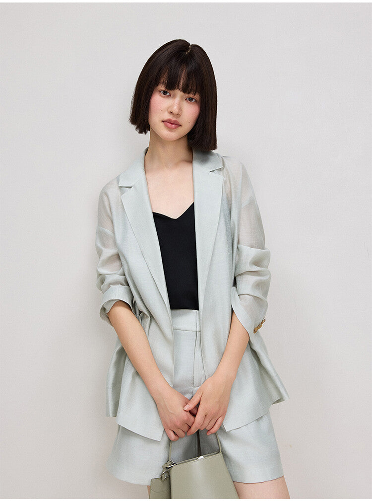 Light Green Long-Sleeve Suit Top & Short Set